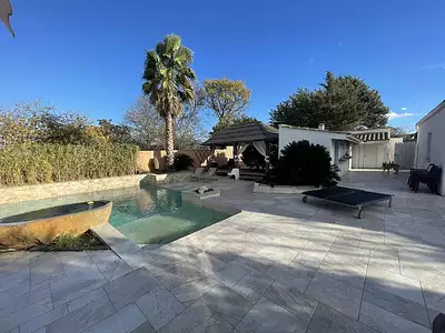 Maison, 185 m²
