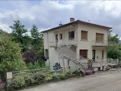 Maison, 218 m²