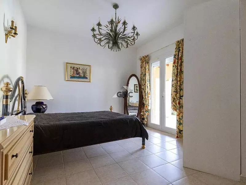 Maison, 200 m²