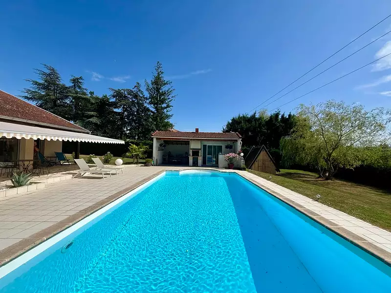 Maison, 167 m²