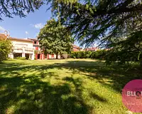 Maison, 375 m²