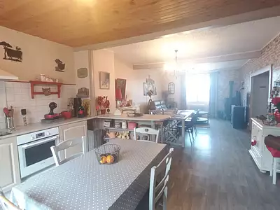 Maison, 77 m²