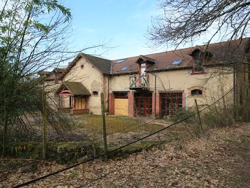 Maison, 1 500 m²