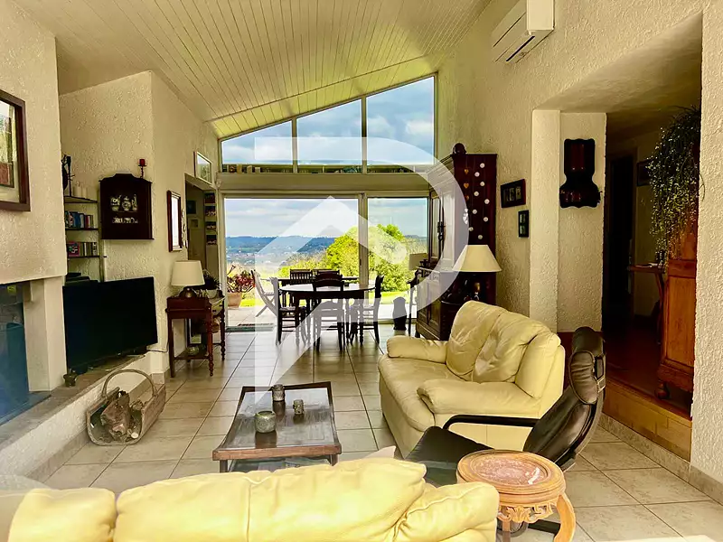 Maison, 102 m²