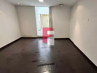 Immeuble, 180 m²