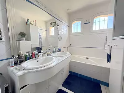 Maison, 183 m²
