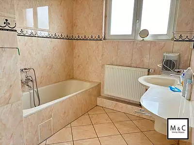 Maison, 278 m²