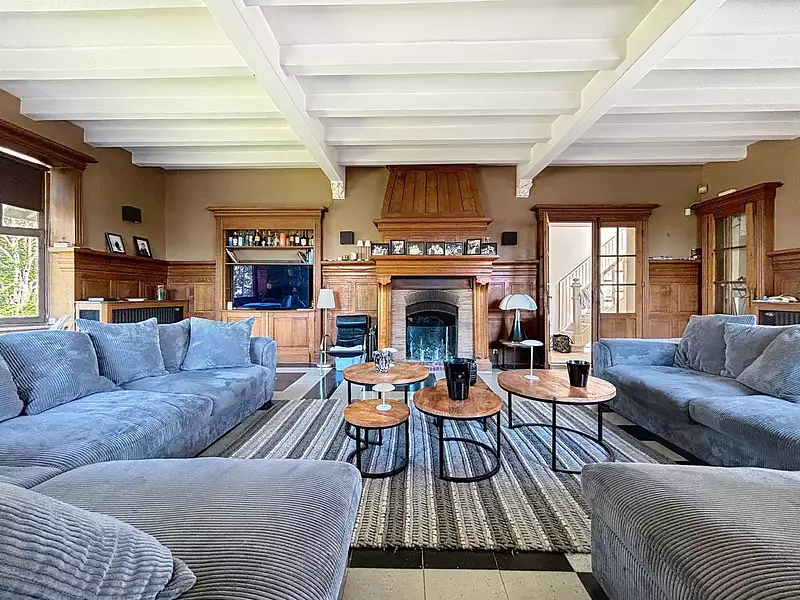 Maison, 285 m²