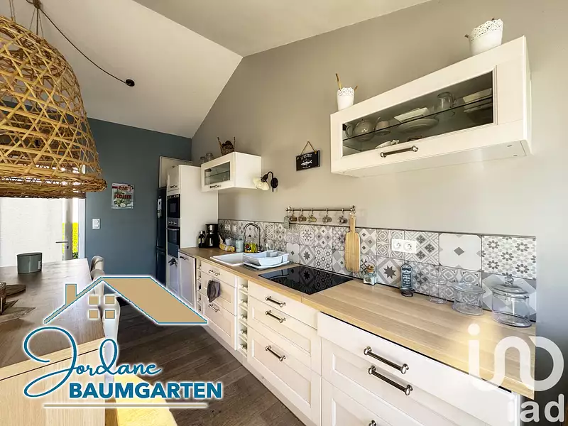Maison, 94 m²