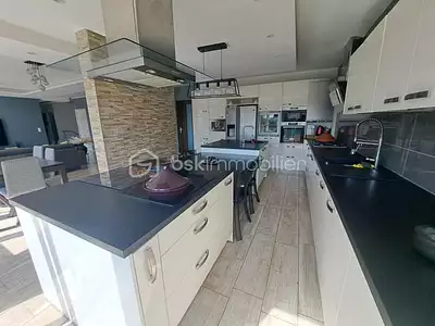 Appartement, 188 m²