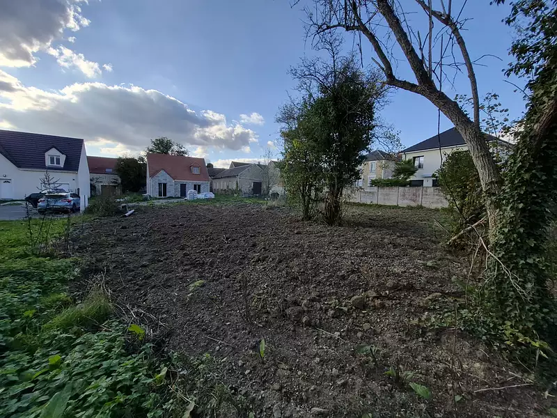 Terrain, 630 m²