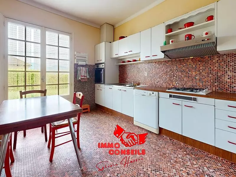 Maison, 229 m²