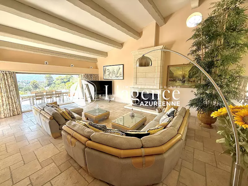 Maison, 230 m²