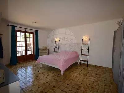 Maison, 250 m²
