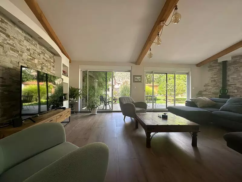 Maison, 167 m²