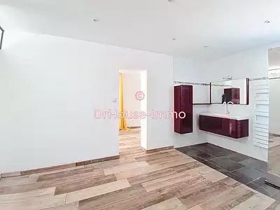 Maison, 195 m²
