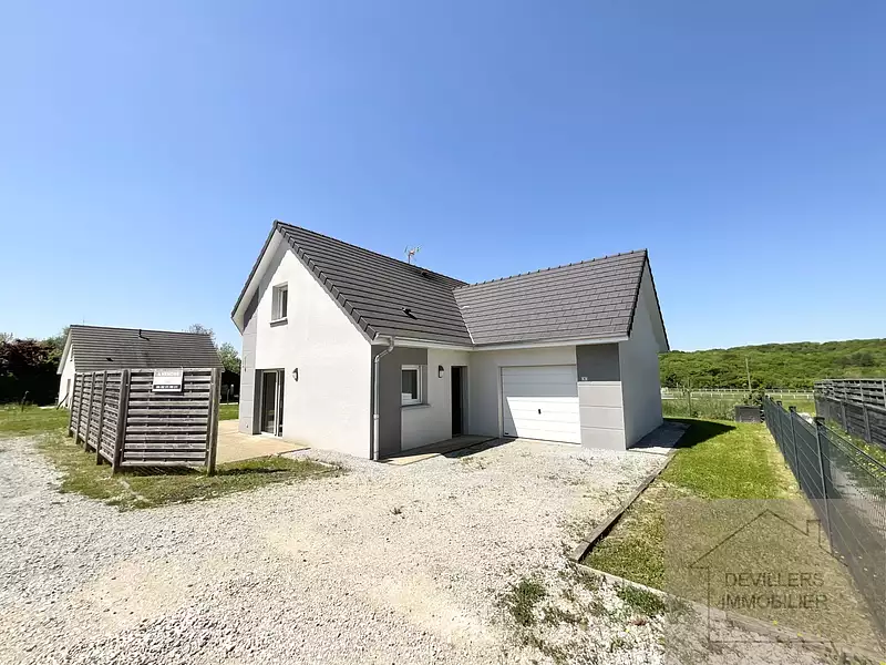 Maison, 99 m²