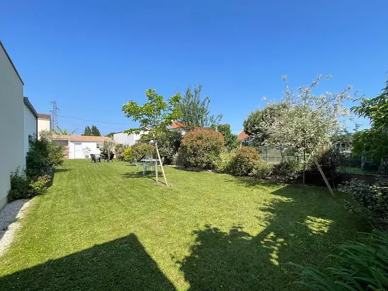 Maison, 168 m²