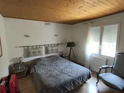 Maison, 195 m²