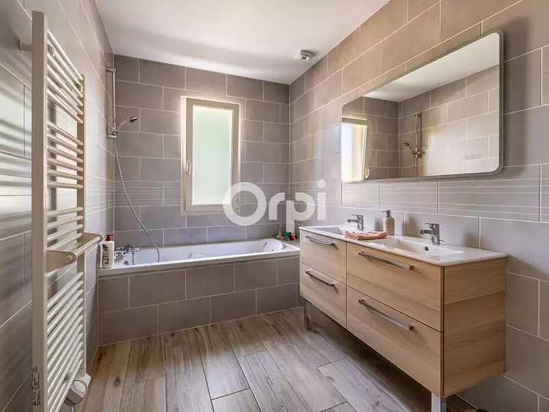 Maison, 113 m²