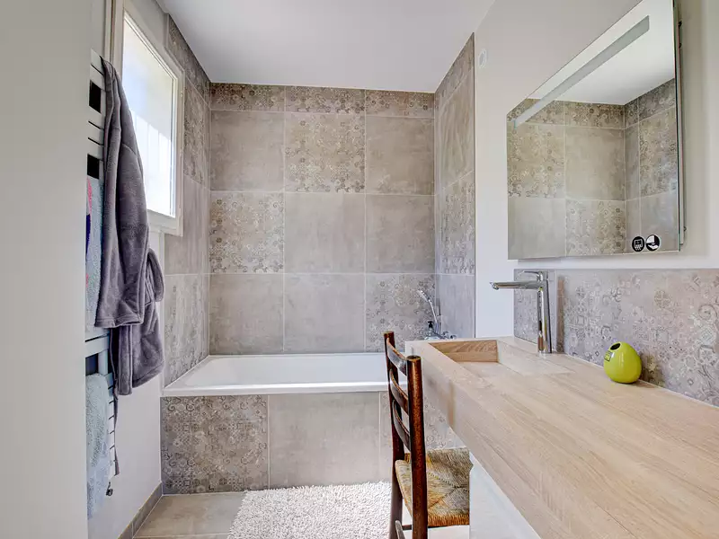 Divers, 338 m²