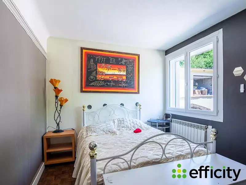 Maison, 246 m²