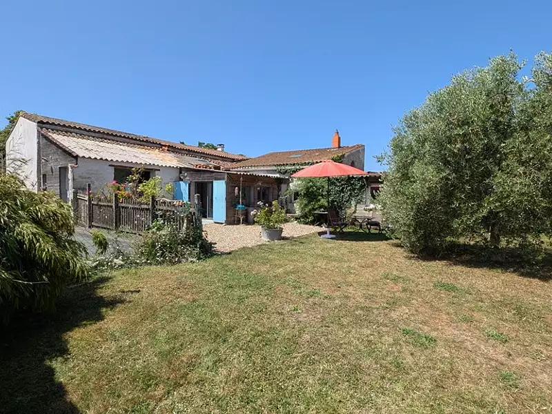 Maison, 94 m²
