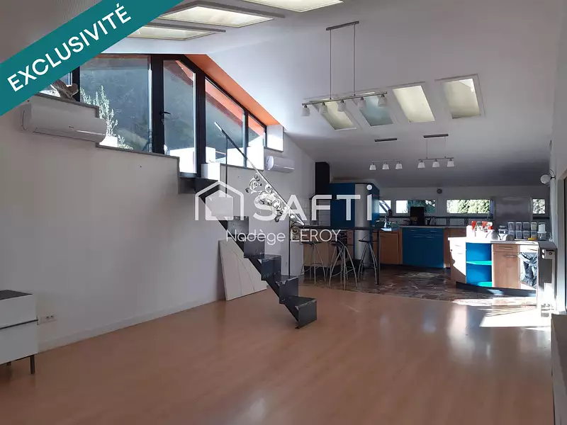 Appartement, 260 m²