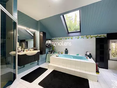 Maison, 319 m²