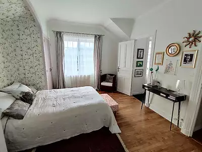Maison, 281 m²