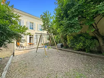 Maison, 220 m²