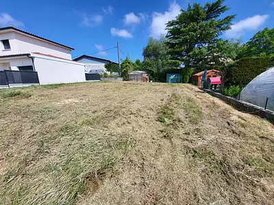 Terrain, 408 m²