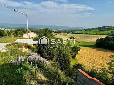 Terrain, 1 700 m²