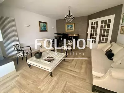 Maison, 286 m²