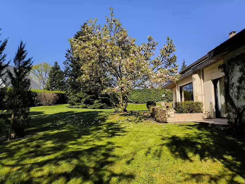 Maison, 220 m²