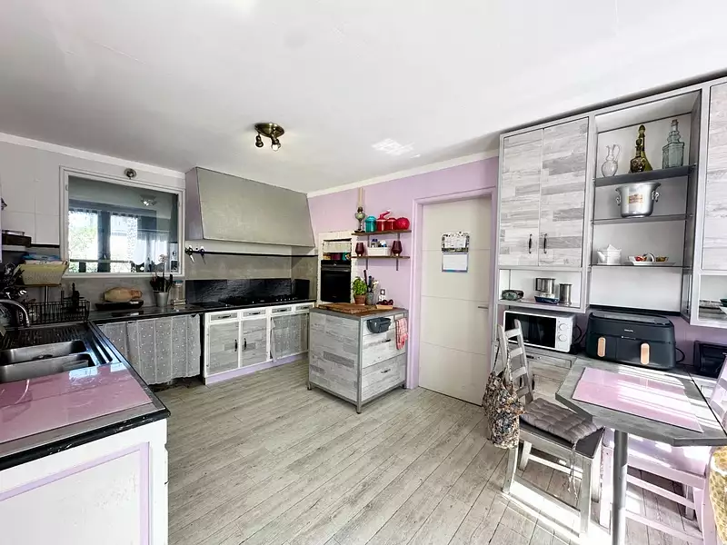 Maison, 421 m²