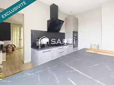Maison, 210 m²