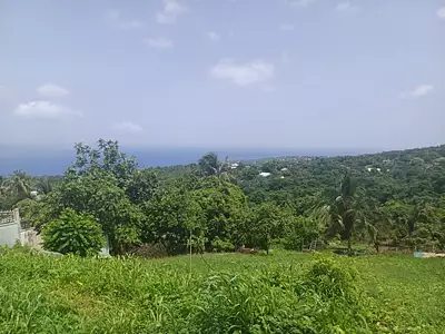 Terrain, 1 056 m²