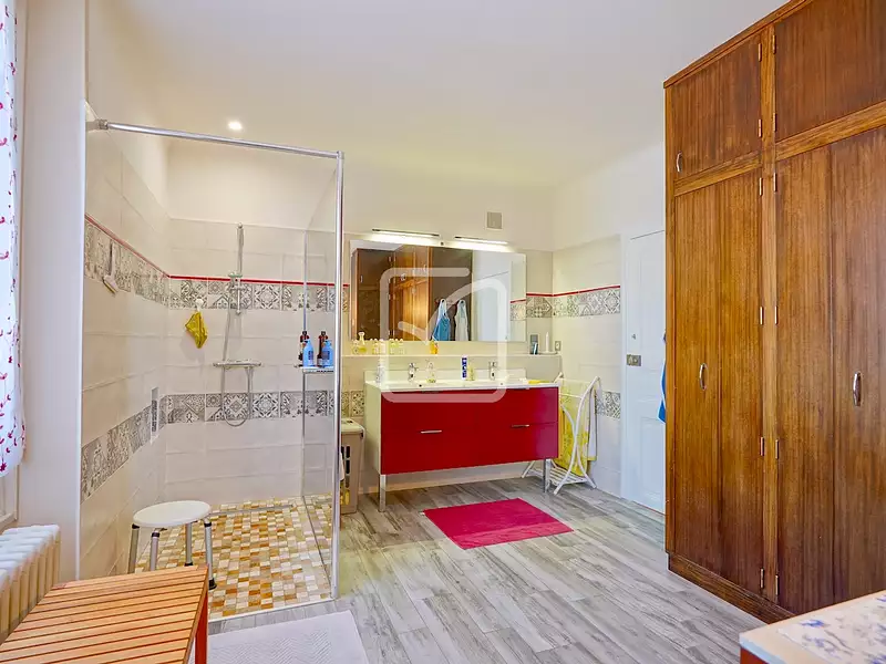 Maison, 310 m²
