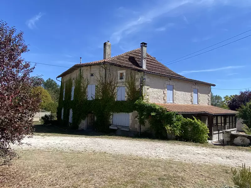 Maison, 233 m²
