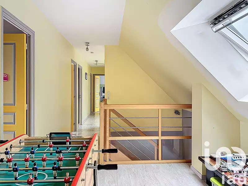 Maison, 210 m²