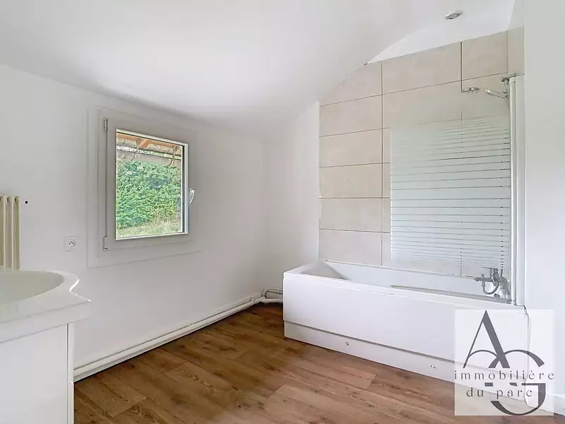 Maison, 179,84 m²
