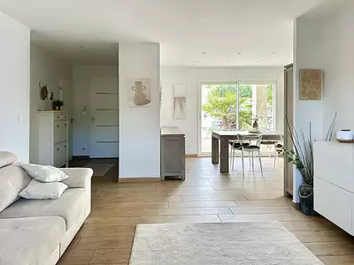 Maison, 166 m²