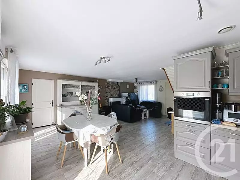 Maison, 113 m²