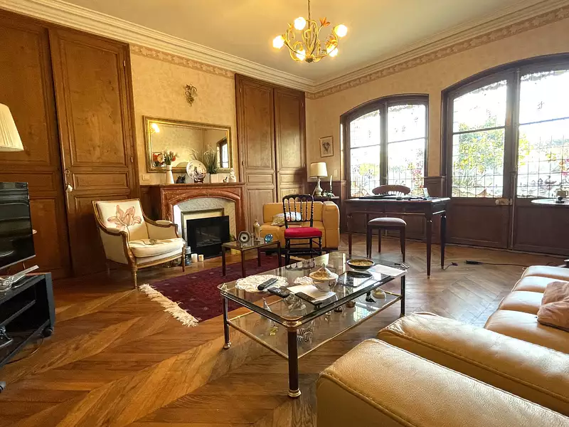 Maison, 169 m²