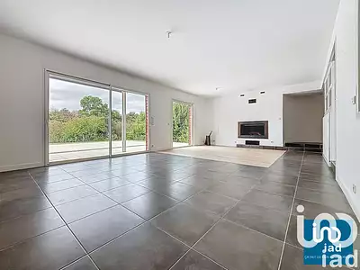 Maison, 180 m²