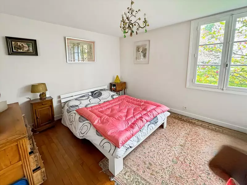 Maison, 246 m²