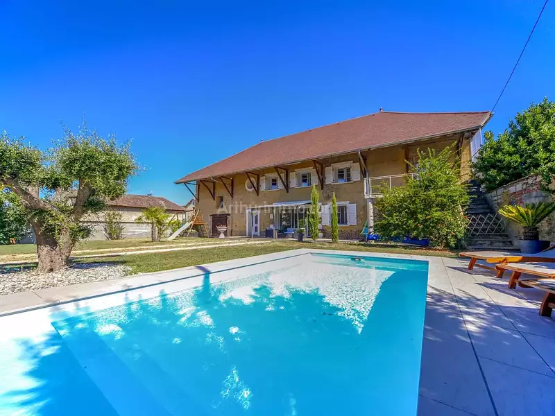 Maison, 280 m²