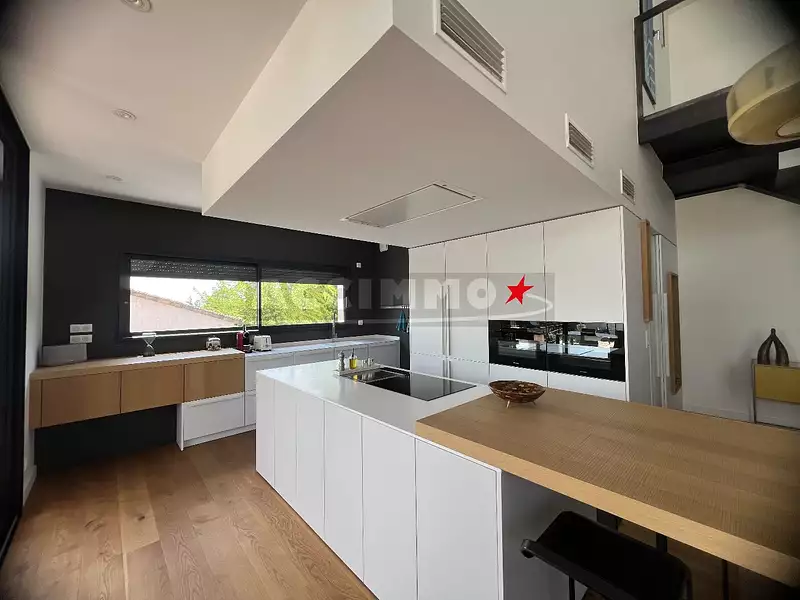 Maison, 160 m²