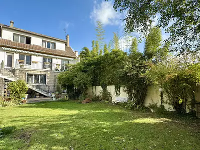 Maison, 298 m²